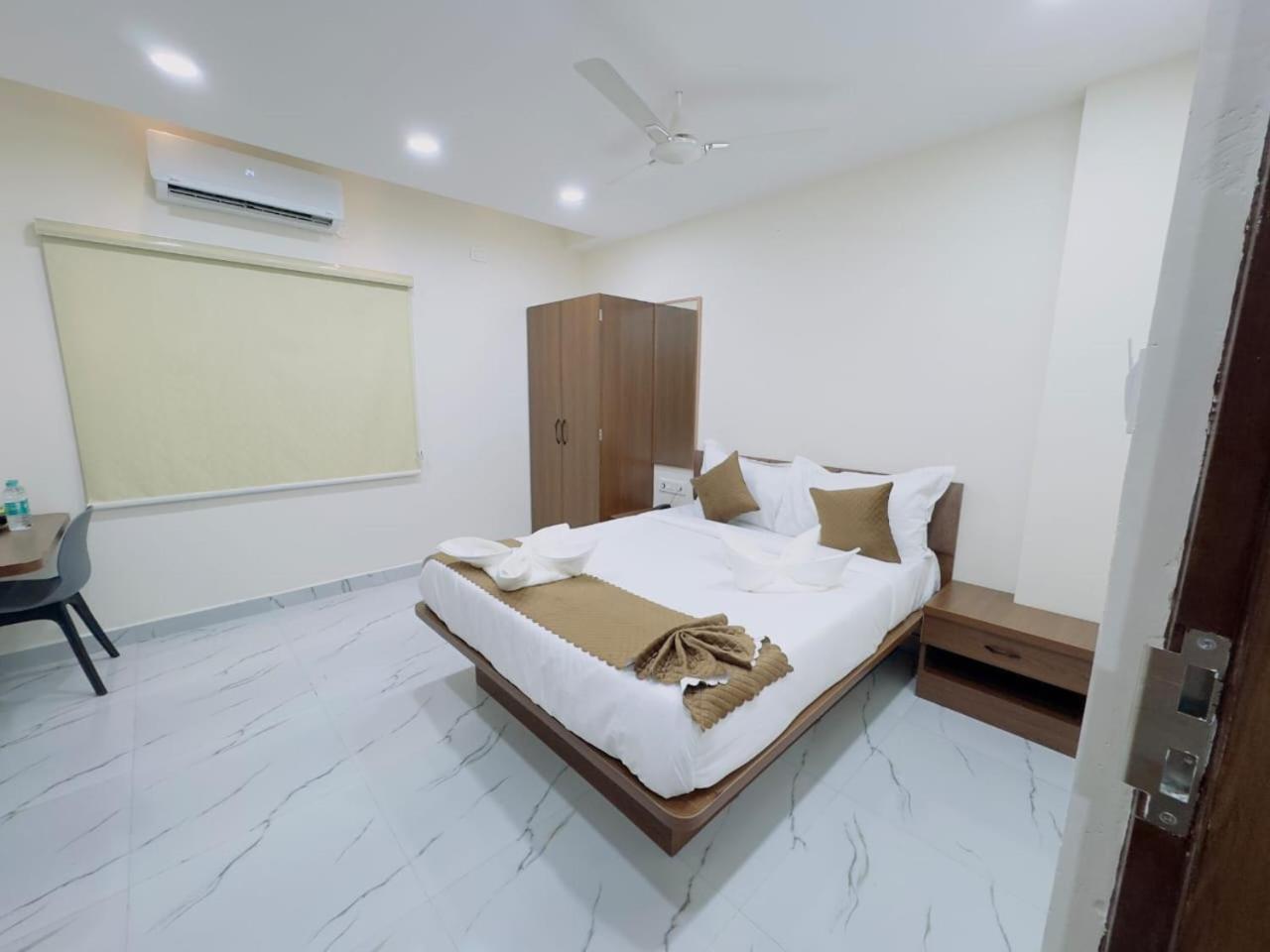Hotel Apex Inn Hyderabad Airport Exterior photo